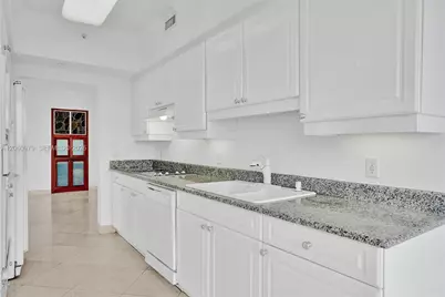 4775 Collins Ave #3007, Miami Beach, FL 33140 - Photo 27