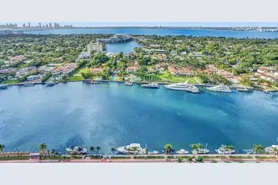 4775 Collins Ave #3007, Miami Beach, FL 33140 - Photo 3