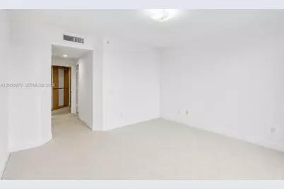 4775 Collins Ave #3007, Miami Beach, FL 33140 - Photo 31