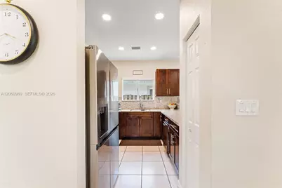 371 NE 32nd Ter, Homestead, FL 33033 - Photo 21