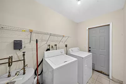 430 SE 7th Ave, Hialeah, FL 33010 - Photo 25