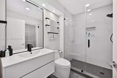 2000 Island Blvd #3010, Aventura, FL 33160 - Photo 31