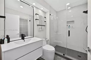 2000 Island Blvd, Aventura, FL 33160 - Photo 31