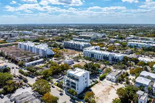 246 NE 6th Ave, Delray Beach, FL 33483 - Photo 13