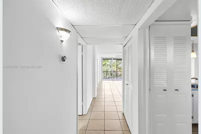 112 Royal Park Dr #3A, Oakland Park, FL 33309 - Photo 9