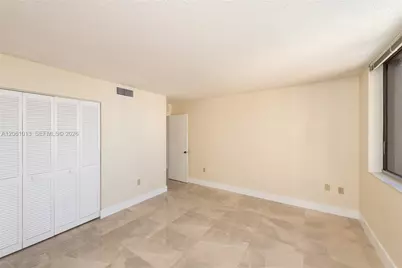 600 Biltmore Way #1014, Coral Gables, FL 33134 - Photo 15