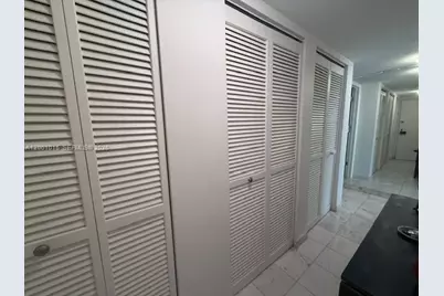 1440 Brickell Bay Dr #401, Miami, FL 33131 - Photo 27