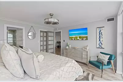 2841 N Ocean Blvd #1402, Fort Lauderdale, FL 33308 - Photo 27