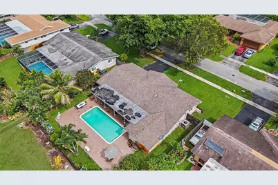 7460 NW 13th St, Plantation, FL 33313 - Photo 29