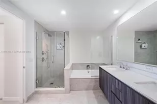 488 NE 18th St, Miami, FL 33132 - Photo 7
