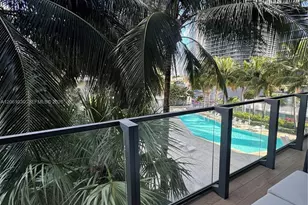 88 SW 7th St, Miami, FL 33130 - Photo 1