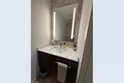 88 SW 7th St #805, Miami, FL 33130 - Photo 11