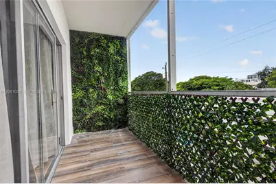 1939 Jefferson St #303, Hollywood, FL 33020 - Photo 15