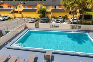 9678 Fontainebleau Blvd, Miami, FL 33172 - Photo 7