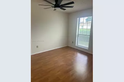 5901 Chester Ln, Davie, FL 33331 - Photo 7