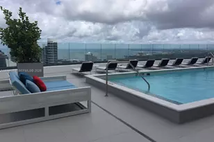 45 SW 9th St, Miami, FL 33131 - Photo 19
