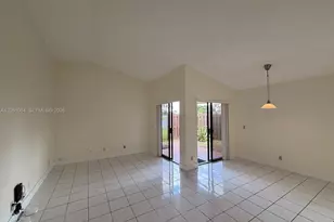 6431 NW 171st St, Hialeah, FL 33015 - Photo 3