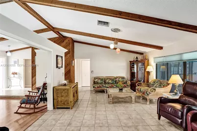 1221 NW 78th Ave, Plantation, FL 33322 - Photo 17