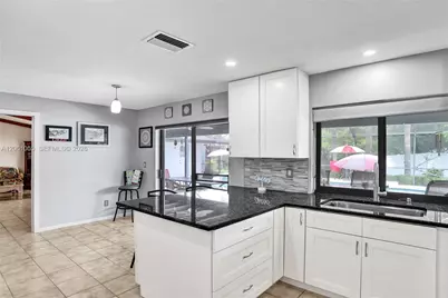 1221 NW 78th Ave, Plantation, FL 33322 - Photo 21