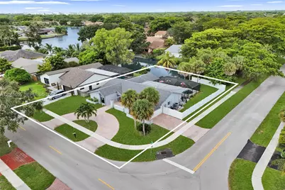 1221 NW 78th Ave, Plantation, FL 33322 - Photo 1