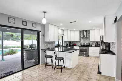 1221 NW 78th Ave, Plantation, FL 33322 - Photo 19