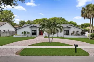 1221 NW 78th Ave, Plantation, FL 33322 - Photo 3