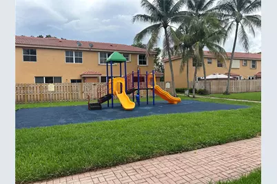 8508 NW 141st Ter #501, Miami Lakes, FL 33016 - Photo 29