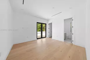 1220 S Alhambra Cir, Coral Gables, FL 33146 - Photo 43