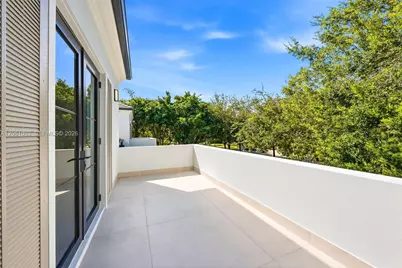 1220 S Alhambra Cir, Coral Gables, FL 33146 - Photo 45