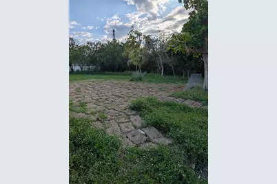 660 NE 86th St, Miami, FL 33138 - Photo 5