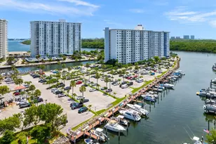 400 Kings Point Dr, Sunny Isles Beach, FL 33160 - Photo 47
