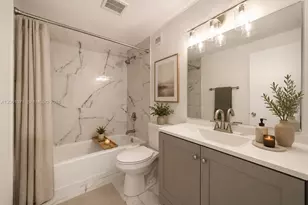 400 Kings Point Dr, Sunny Isles Beach, FL 33160 - Photo 9