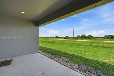 146 Plantation Dr, Labelle, FL 33935 - Photo 7