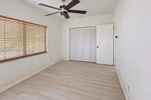 1035 NW 50th St, Miami, FL 33127 - Photo 9