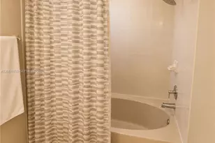 8688 SW 158th Pl, Miami, FL 33193 - Photo 15