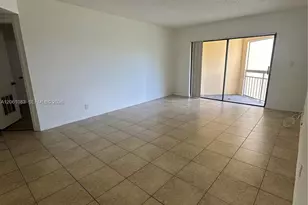 8290 Lake Dr, Doral, FL 33166 - Photo 9