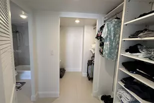 250 174th St, Sunny Isles Beach, FL 33160 - Photo 25