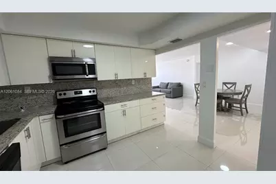 250 174th St #1808, Sunny Isles Beach, FL 33160 - Photo 5