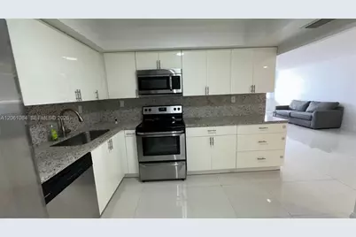 250 174th St #1808, Sunny Isles Beach, FL 33160 - Photo 3