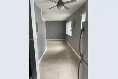 7720 Harding Ave #7, Miami Beach, FL 33141 - Photo 3