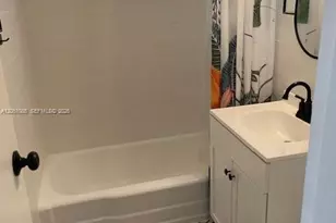 7720 Harding Ave, Miami Beach, FL 33141 - Photo 9