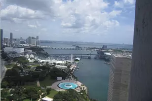 325 S Biscayne Blvd, Miami, FL 33131 - Photo 13