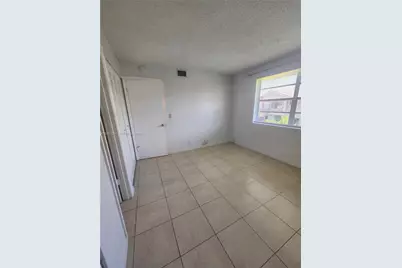 10004 Twin Lakes Dr #36-F, Coral Springs, FL 33071 - Photo 13