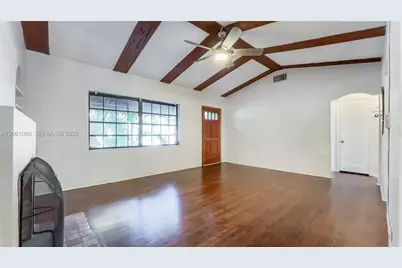 38 NW 105th St, Miami Shores, FL 33150 - Photo 7
