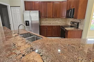 23663 SW 107th Ct, Homestead, FL 33032 - Photo 9