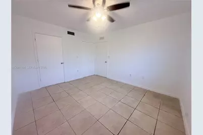995 NE 34th Ave #101, Homestead, FL 33033 - Photo 3