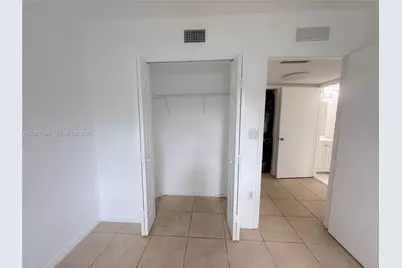 995 NE 34th Ave #101, Homestead, FL 33033 - Photo 11
