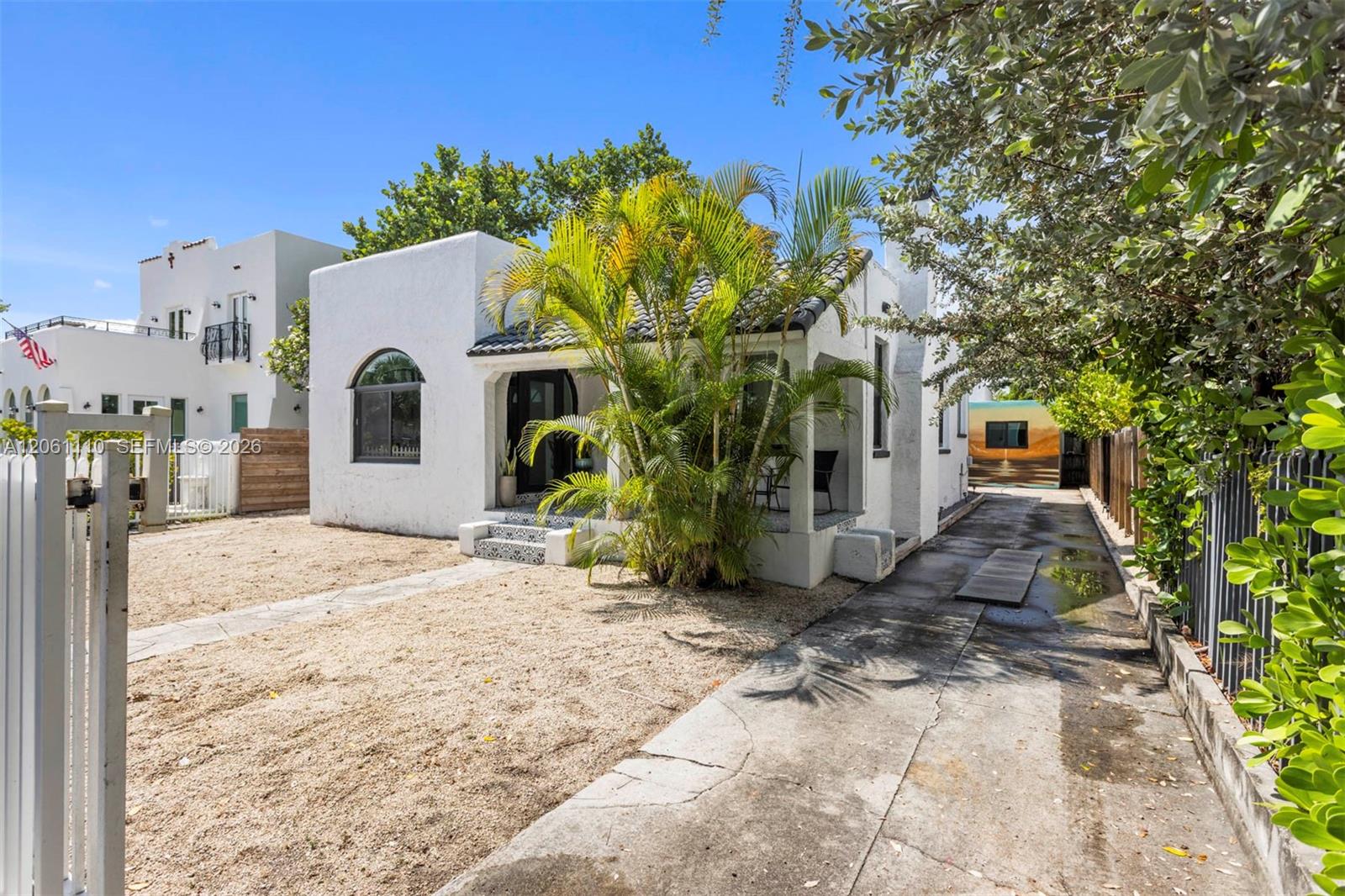 1644 SW 9th St - 1644 SW 9th St, Miami, FL 33135 Luxury Property | Jose Angel Pina