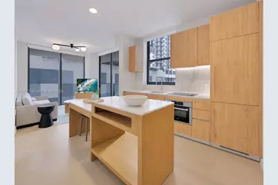 11 NE 6th St #809, Miami, FL 33132 - Photo 3
