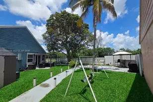 8311 SW 12th St, Pembroke Pines, FL 33025 - Photo 15